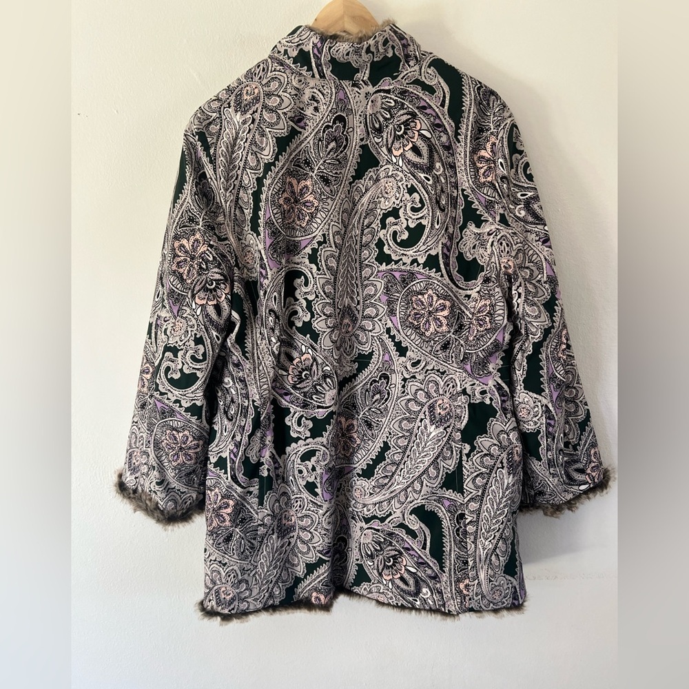 Chico’s Reversible Faux Fur Paisley Full-Zip Jacket Size 12/14 NWT - Picture 12 of 16
